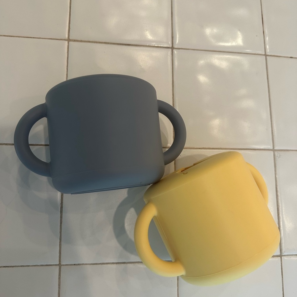 Blue and Yellow Snack Cups - Mushie - Picture 2 of 2